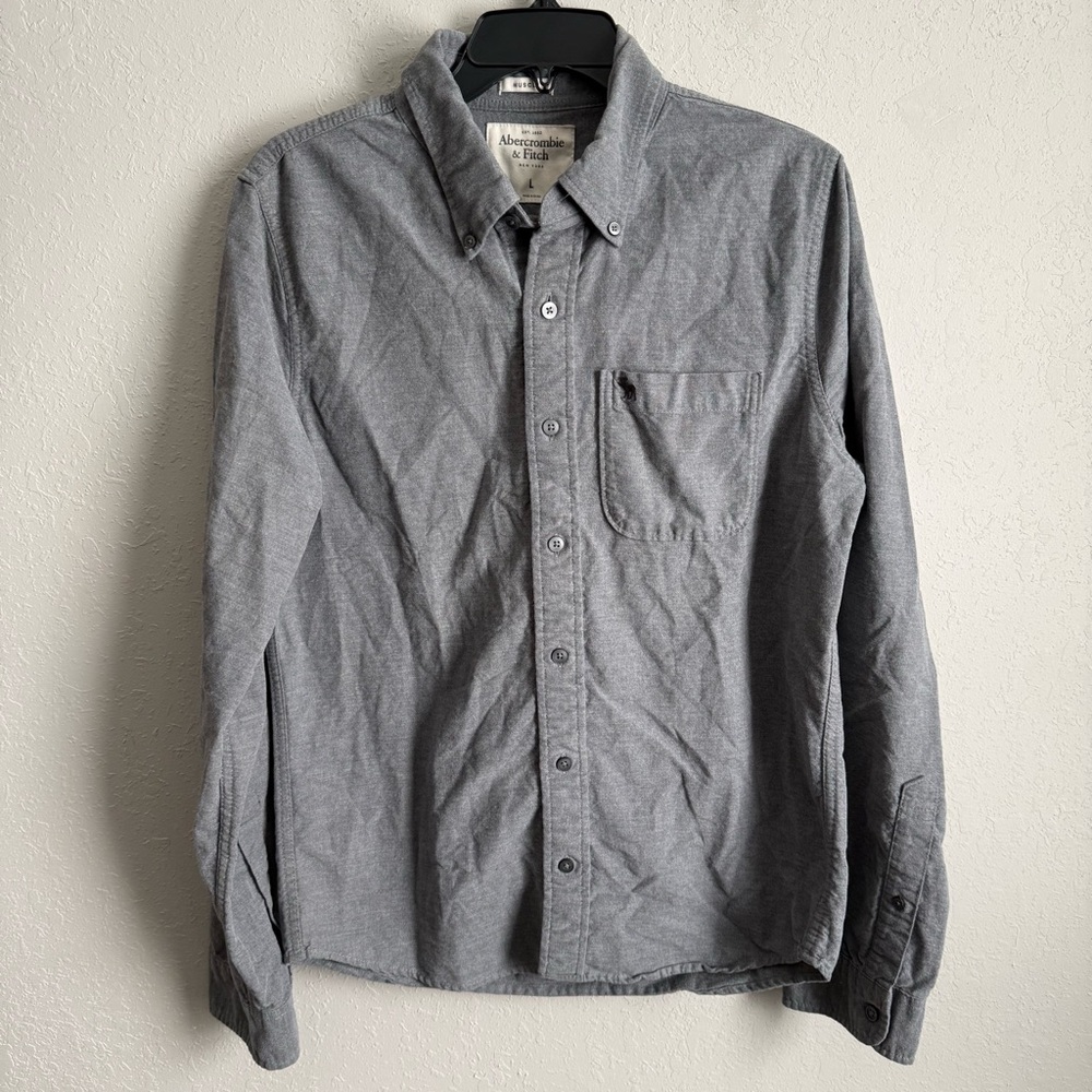 Abercrombie & Fitch Gray Long-Sleeve Button-Down Shirt